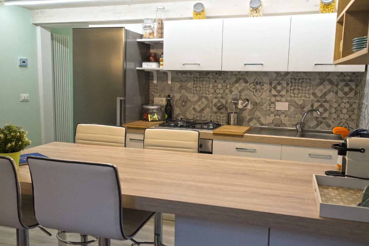 Borgonuovo Apartments Bologna Bagian luar foto