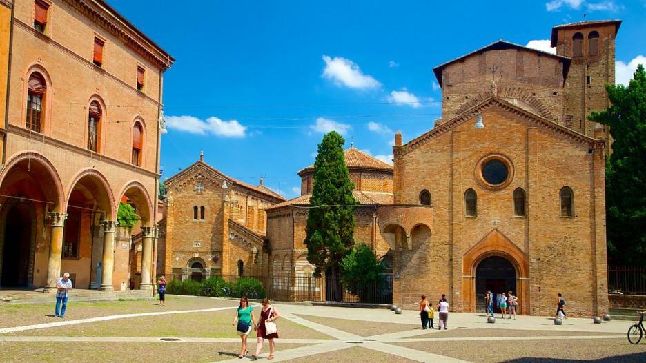 Borgonuovo Apartments Bologna Bagian luar foto