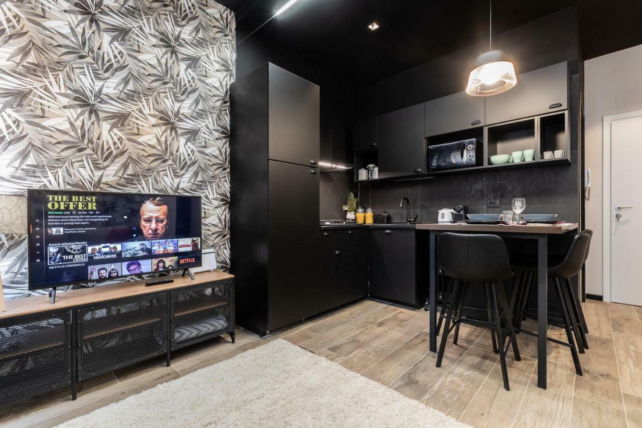 Borgonuovo Apartments Bologna Bagian luar foto